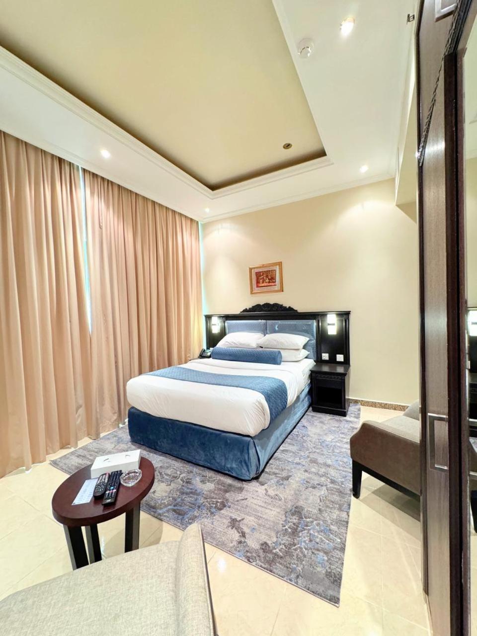 Ag Hotel